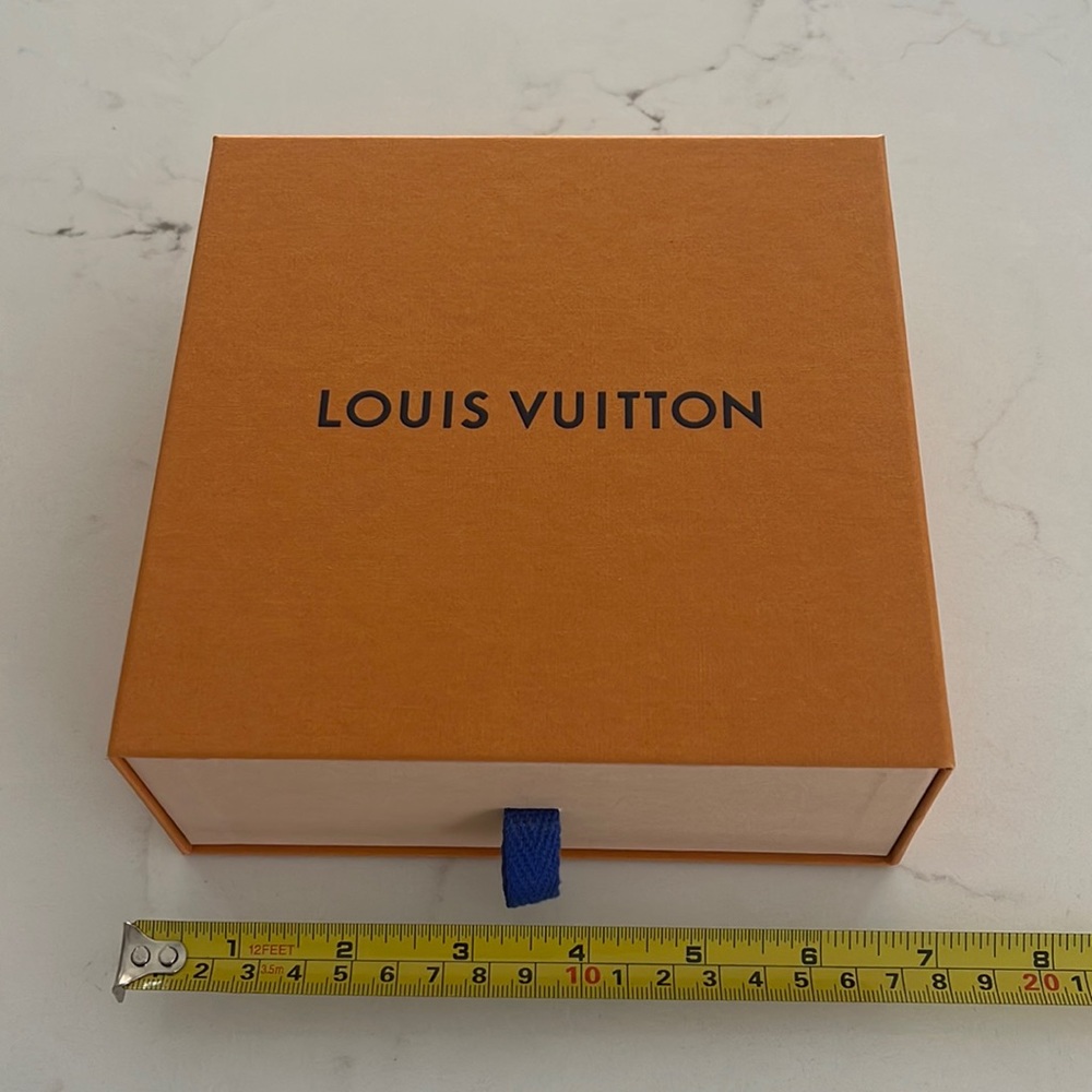 Louis Vuitton box